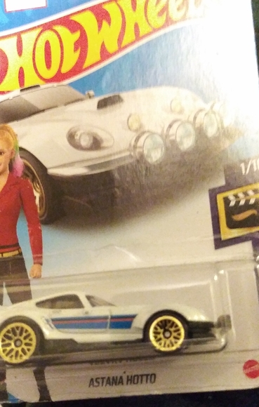 Hot Wheels - Picture 11 of 13